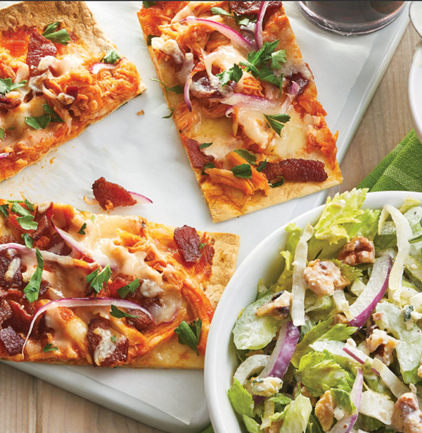 Buffalo chicken & bacon flatbread pizzas