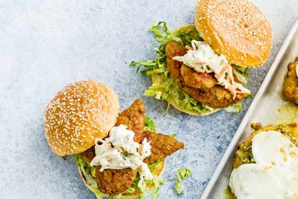 Buffalo chicken buns
