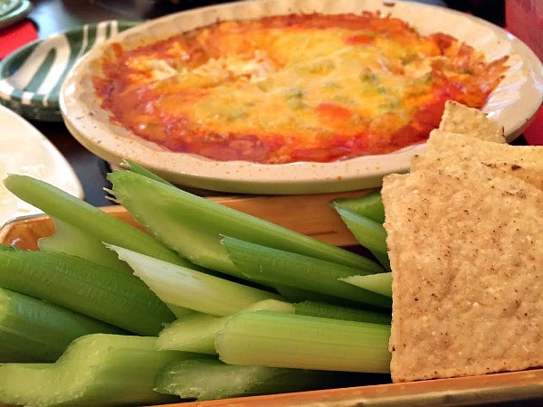Buffalo chicken dip