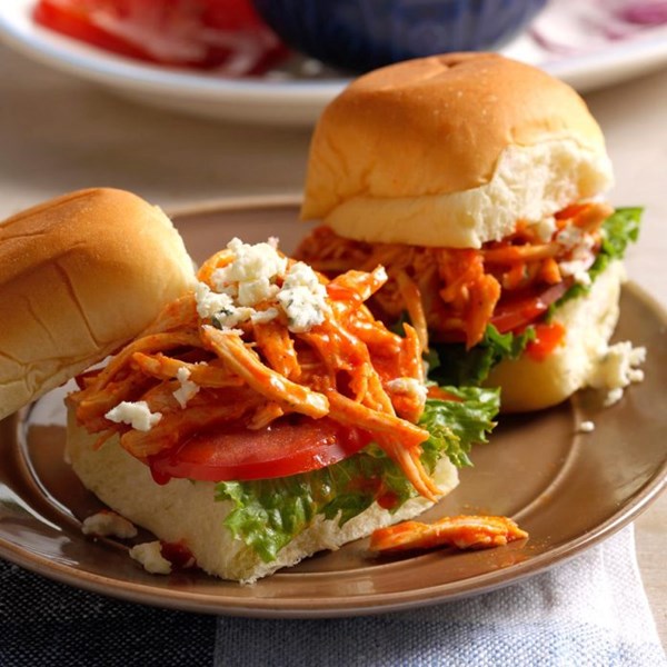 Buffalo chicken sliders