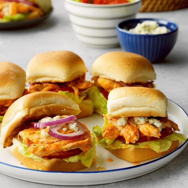 Buffalo chicken sliders