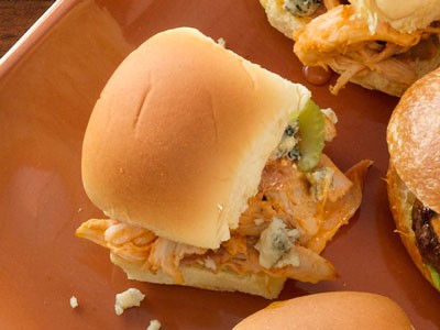 Buffalo chicken sliders