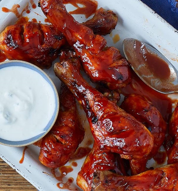 Buffalo drumsticks with blue cheese dip