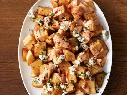 Buffalo patatas bravas