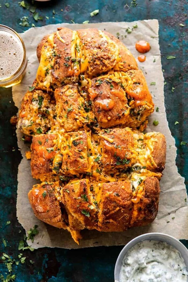 Buffalo ranch chicken pull apart bread