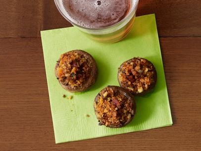 Buffalo stuffed mushrooms