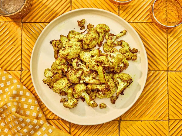 Buffalo-style air-fryer cauliflower