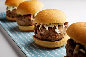Buffalo wing burgers