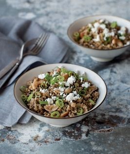 Bulgur and lentil pilaf with toasted cashews