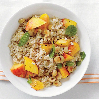 Bulgur with peaches and mint