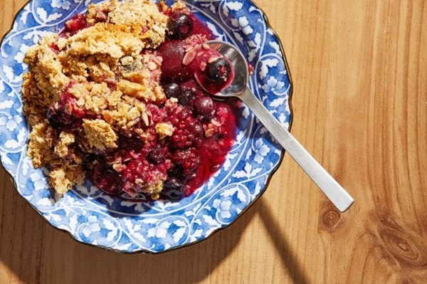 Bumbleberry crumble