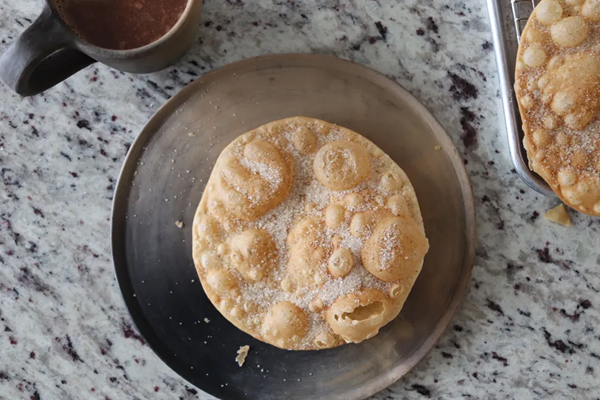 Buñuelos with spicy hot chocolate