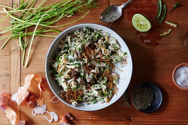 Burmese chicken salad
