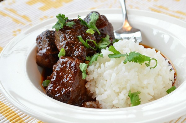 Burmese red pork stew