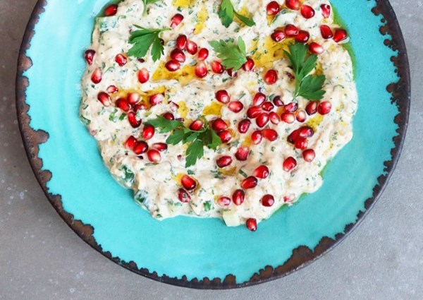 Burnt aubergine with tahini (Mutabal)