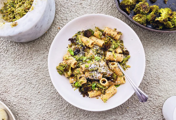 Burnt broccoli pesto