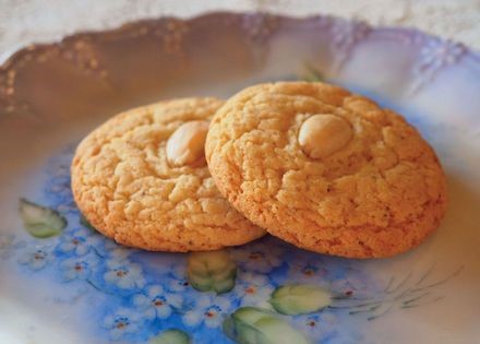 Burnt butter biscuits