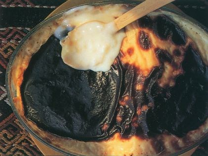 Burnt rice pudding (Firinda sutlac)