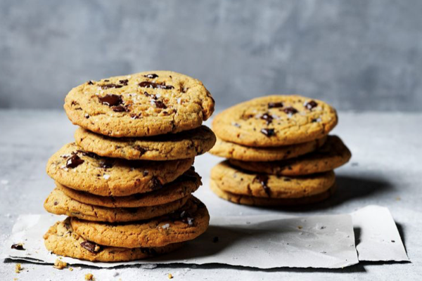 Burnt salted butter and dark choc cookies [Kimmy Gastmeier]