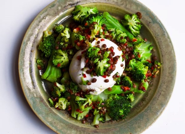 Burrata, broccoli, lentils