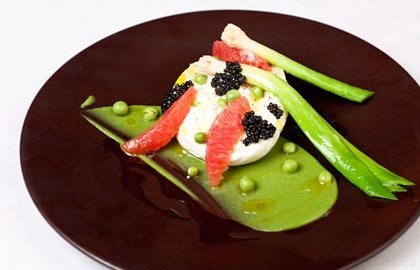 Burrata, pea, grapefruit, caviar and leek salad