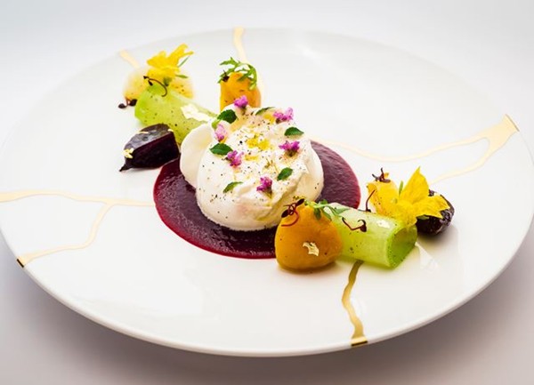 Burrata salad with beetroot and radishes