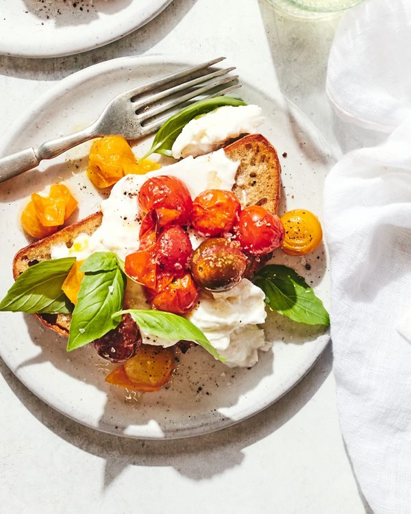 Burrata tomato toast
