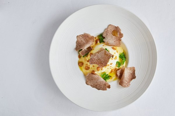  Burrata with Hollandaise and crispy chickpeas