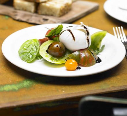 Burrata with tomatoes and basil
