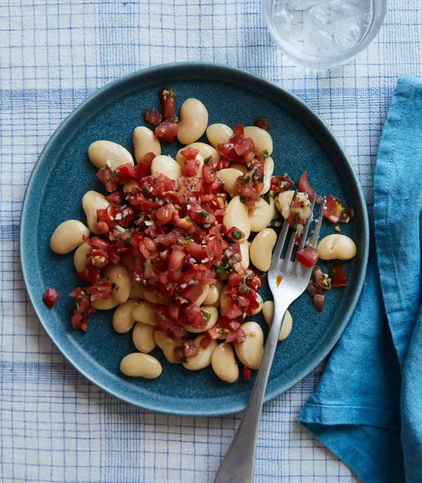 Butter bean crudaiola with tomatoes and basil