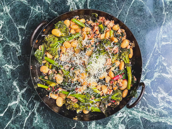 Butter beans with sausage and broccoli