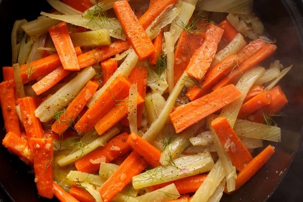Butter-braised carrots and fennel with orange zest
