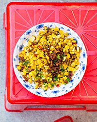 Butter-braised corn with dried shrimp