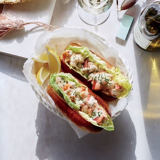 Butter-poached lobster rolls with spicy sauce
