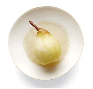 Butter-vanilla poached pears