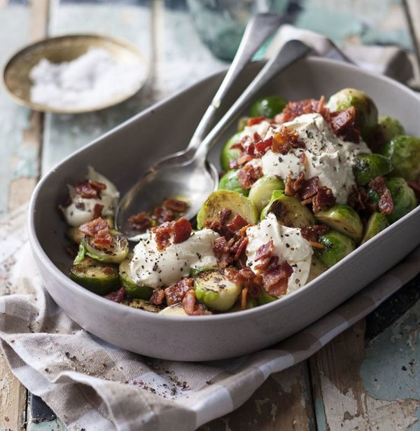 Buttered Brussels sprouts with bacon and crème fraîche