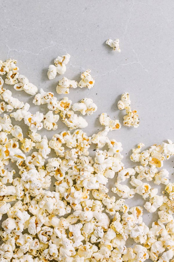 Buttered kelp popcorn