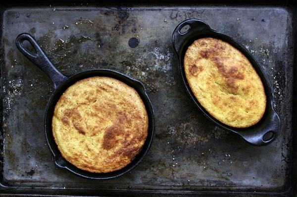 Buttermilk bacon grease cornbread