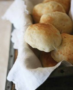 Buttermilk biscuits (Galletas de suero)