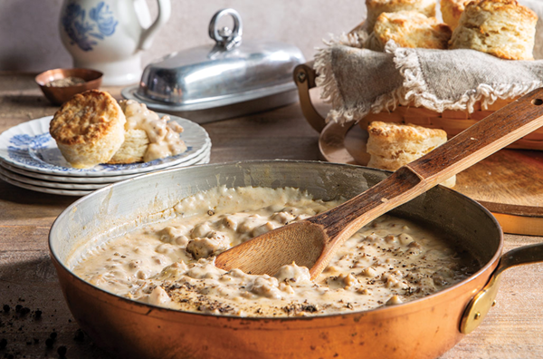 Buttermilk biscuits with sawmill gravy