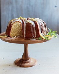 Buttermilk bundt cake with lemon glaze