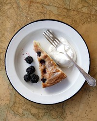 Buttermilk cake with blackberries