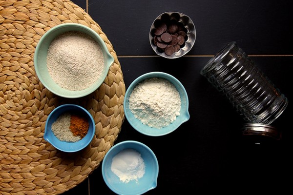 Buttermilk chocolate pancake mix: gifting pancake mix for two