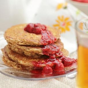 Buttermilk oatcakes with raspberry compote