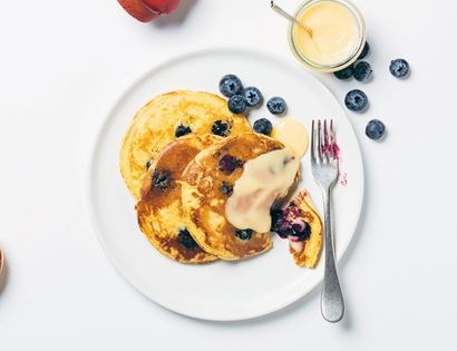 Buttermilk pancakes w lemon + blueberries