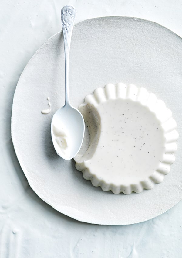 Buttermilk panna cotta