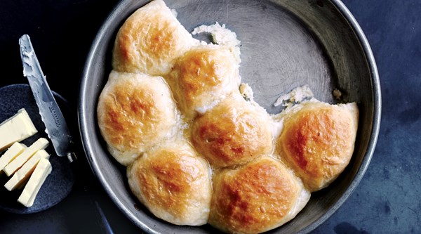 Buttermilk pull-apart rolls