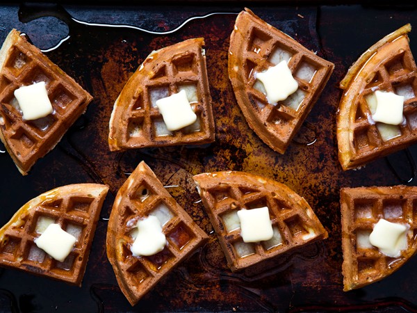 Buttermilk vanilla waffles