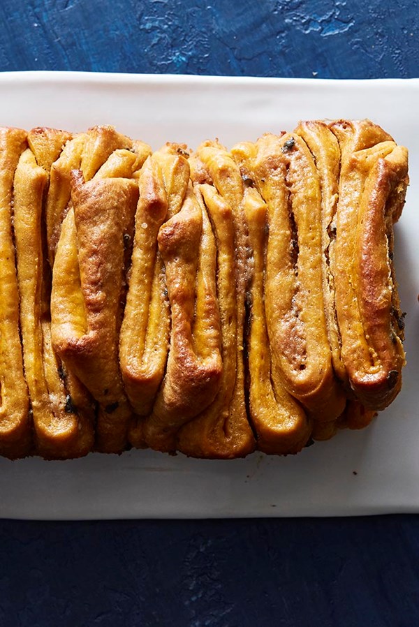 Butternut cider sage bread