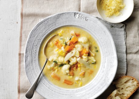 Butternut squash and cauliflower chowder